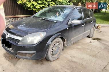 Хэтчбек Opel Astra 2006 в Умани