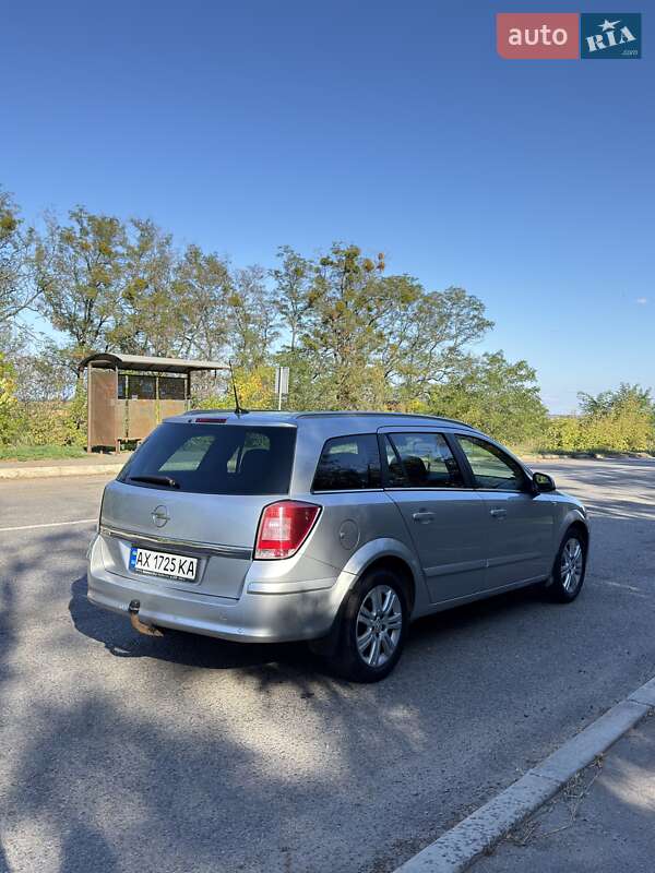 Універсал Opel Astra 2009 в 
