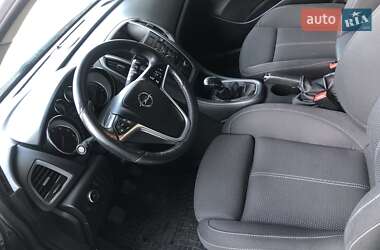 Универсал Opel Astra 2015 в 