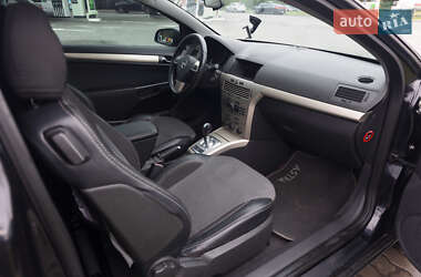 Хэтчбек Opel Astra 2008 в 