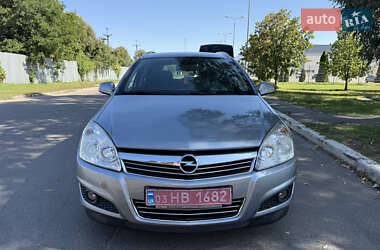 Универсал Opel Astra 2009 в Борисполе
