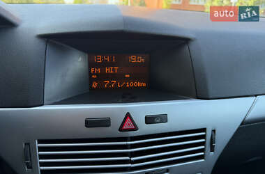Универсал Opel Astra 2009 в 
