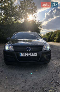 Хетчбек Opel Astra 2004 в Дніпрі