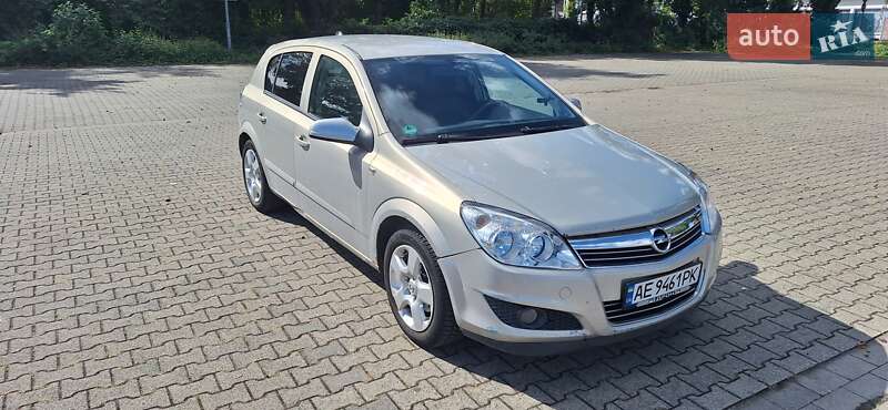 Opel Astra 2007