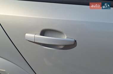 Хэтчбек Opel Astra 2007 в 