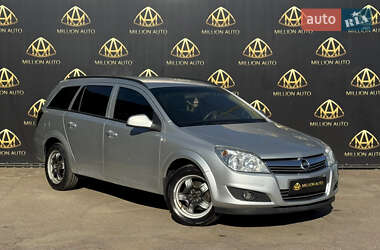 Универсал Opel Astra 2011 в 