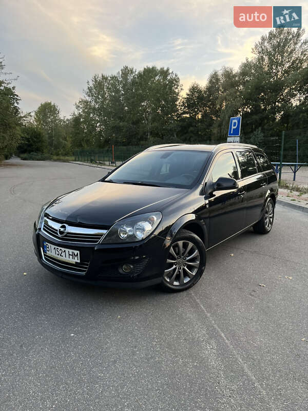 Универсал Opel Astra 2010 в Полтаве фото 3 Универсал Opel Astra 2010 в Полтаве