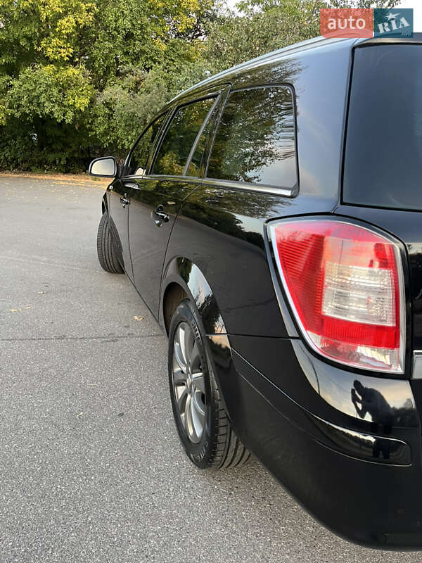 Универсал Opel Astra 2010 в Полтаве фото 8 Универсал Opel Astra 2010 в Полтаве