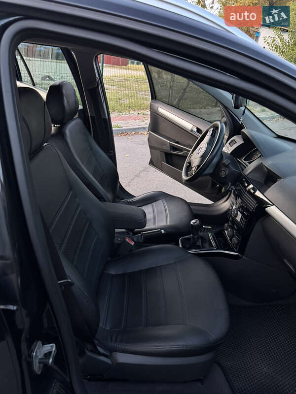 Универсал Opel Astra 2010 в Полтаве фото 23 Универсал Opel Astra 2010 в Полтаве
