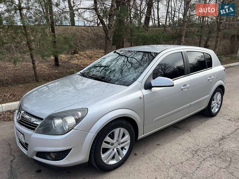 Opel Astra 2008