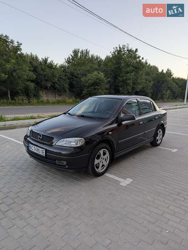 Седан Opel Astra 2008 в 