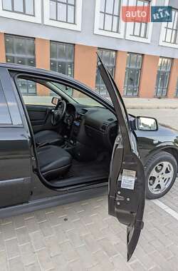 Седан Opel Astra 2008 в 