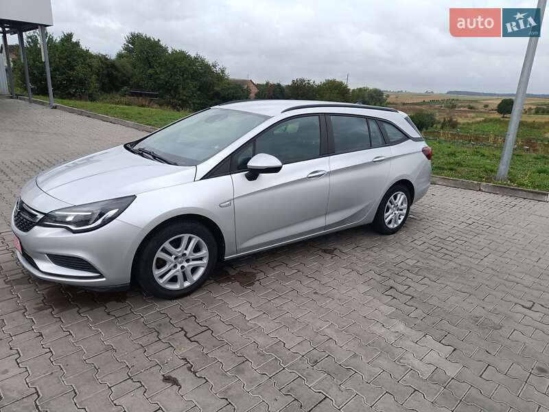 Универсал Opel Astra 2017 в Горохове