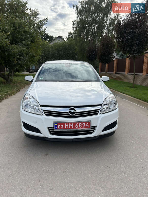 Хетчбек Opel Astra 2008 в Білій Церкві