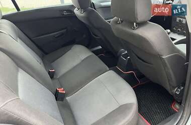 Универсал Opel Astra 2004 в 