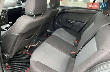 Универсал Opel Astra 2004 в 