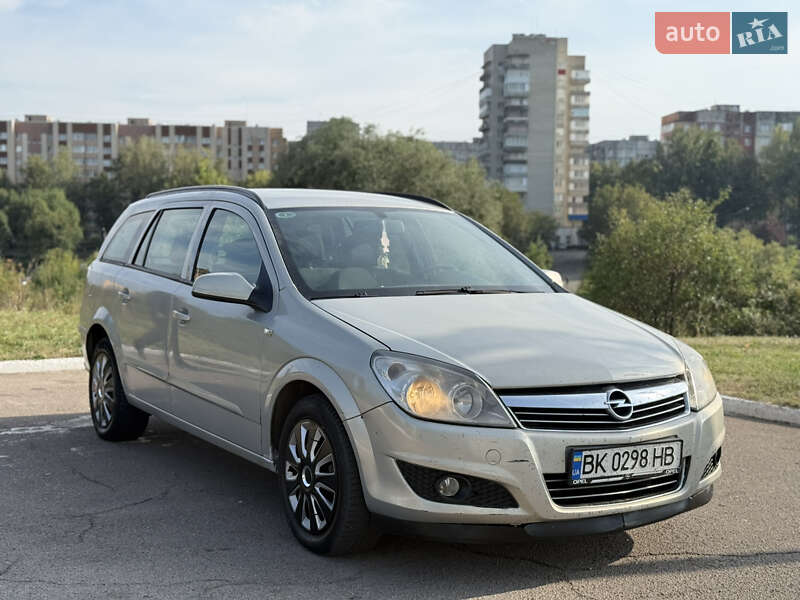 Универсал Opel Astra 2008 в 