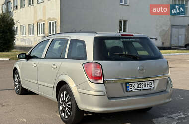 Универсал Opel Astra 2008 в 