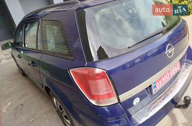 Универсал Opel Astra 2006 в 