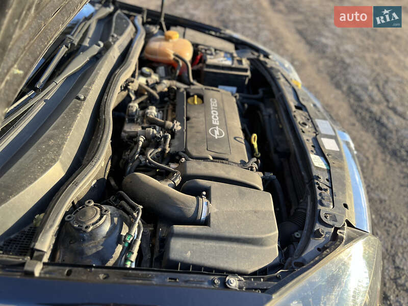 Универсал Opel Astra 2009 в Тернополе
