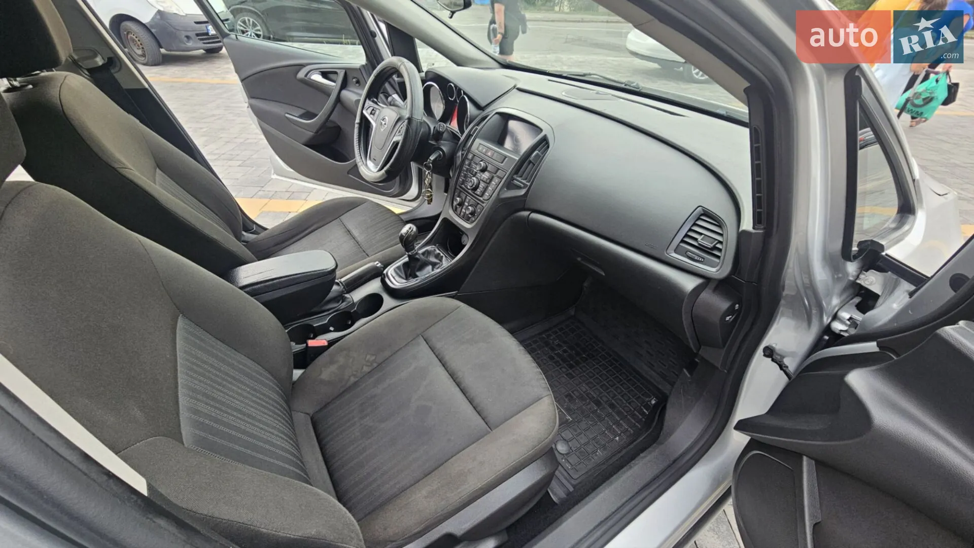 2011 Opel Astra - мініатюра 10