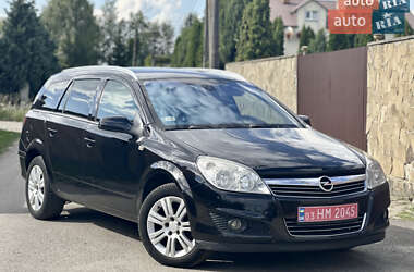 Универсал Opel Astra 2010 в Днепре