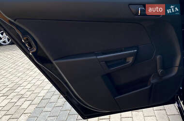 Универсал Opel Astra 2009 в 