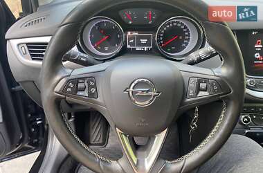 Универсал Opel Astra 2017 в 