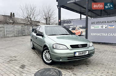 Седан Opel Astra 2006 в Белой Церкви