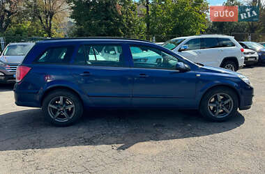 Универсал Opel Astra 2006 в 