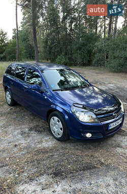 Универсал Opel Astra 2004 в 