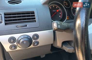 Хэтчбек Opel Astra 2009 в 