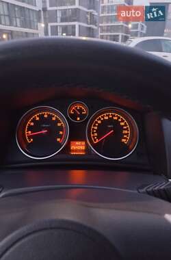 Универсал Opel Astra 2007 в 