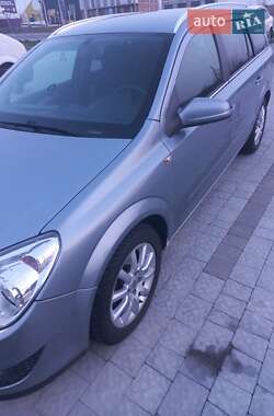 Универсал Opel Astra 2007 в 