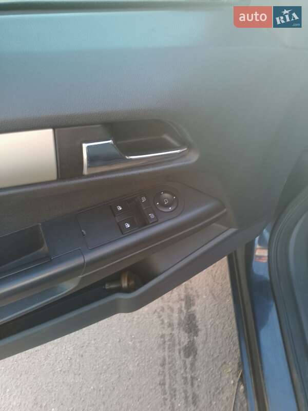 Универсал Opel Astra 2008 в Кривом Роге