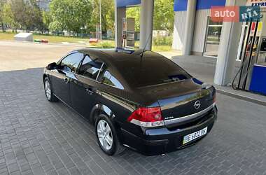 Седан Opel Astra 2013 в 
