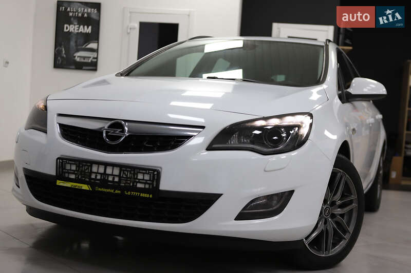 Opel Astra 2013 Opel Astra 2013