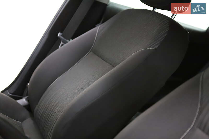 Универсал Opel Astra 2013 в Дрогобыче