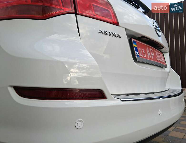 Универсал Opel Astra 2011 в Харькове