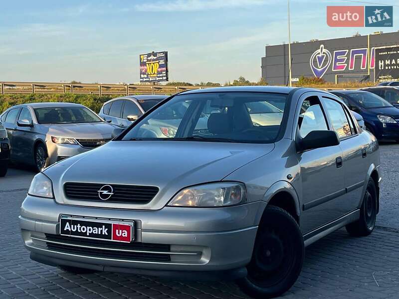 Седан Opel Astra 2008 в 