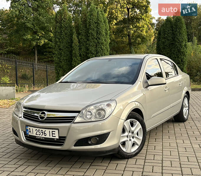 Opel Astra 2008