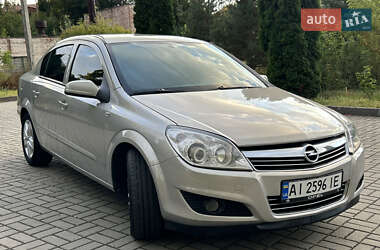 Седан Opel Astra 2008 в 