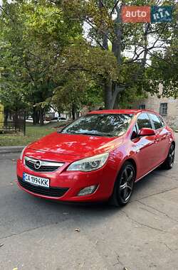 Хэтчбек Opel Astra 2010 в Умани