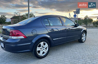 Седан Opel Astra 2008 в 