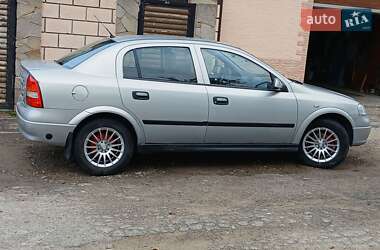 Седан Opel Astra 2007 в 