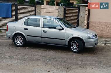 Седан Opel Astra 2007 в 