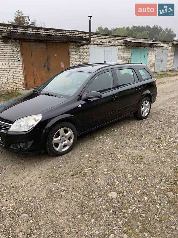 Универсал Opel Astra 2007 в Львове