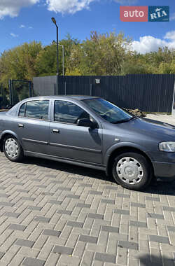 Седан Opel Astra 2007 в 