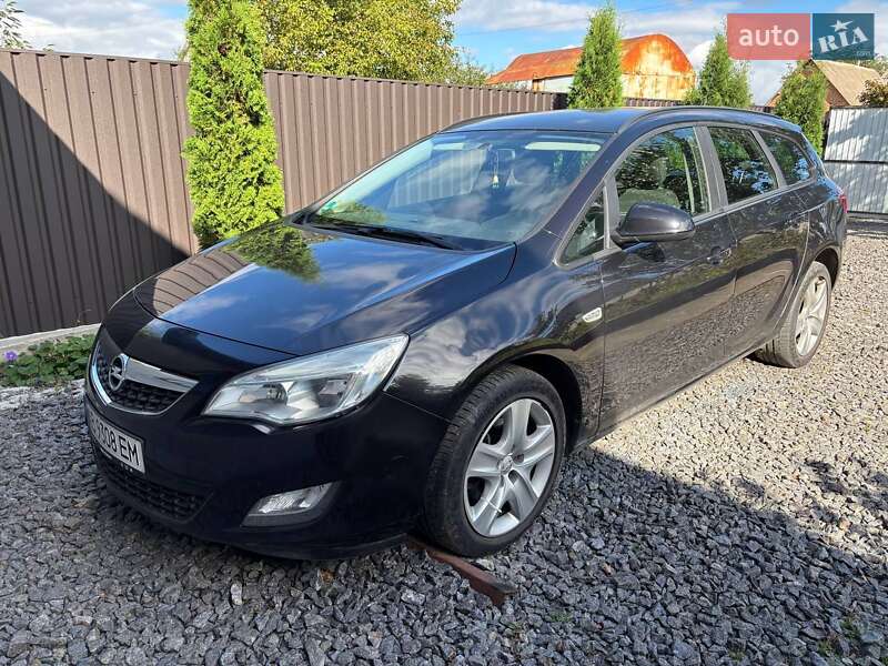 Opel Astra 2010