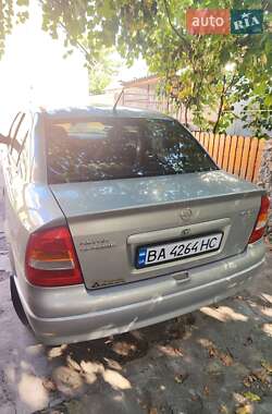 Седан Opel Astra 2008 в Кропивницком